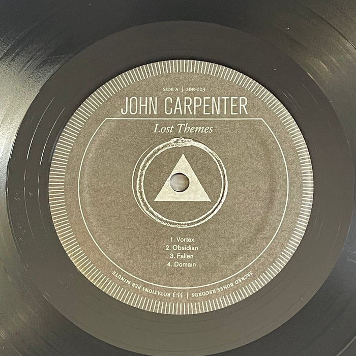 John Carpenter - Lost Themes (Vinyl LP)[Gatefold]