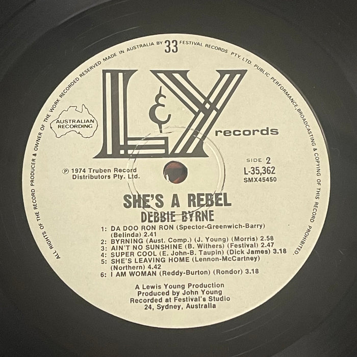 Debbie Byrne - She's A Rebel (Vinyl LP)