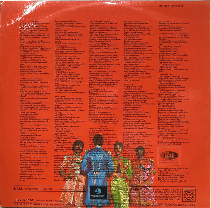 The Beatles - Sgt. Pepper's Lonely Hearts Club Band (Vinyl LP)