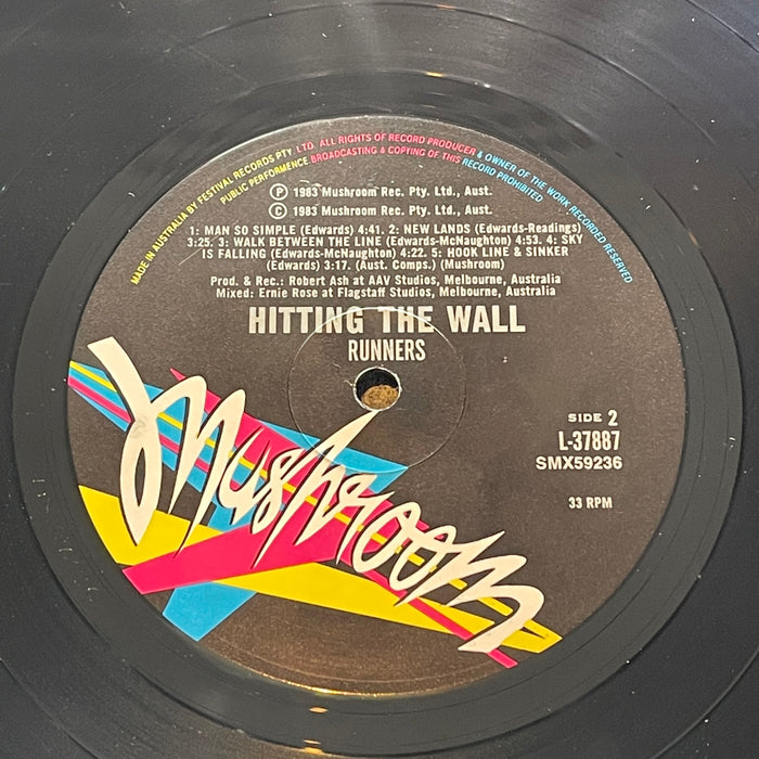 Runners - Hitting The Wall (Vinyl LP)